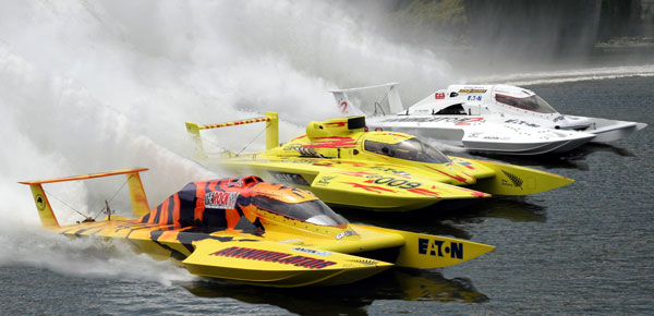 Annihilator Race Team hydroplane boats racing on the water